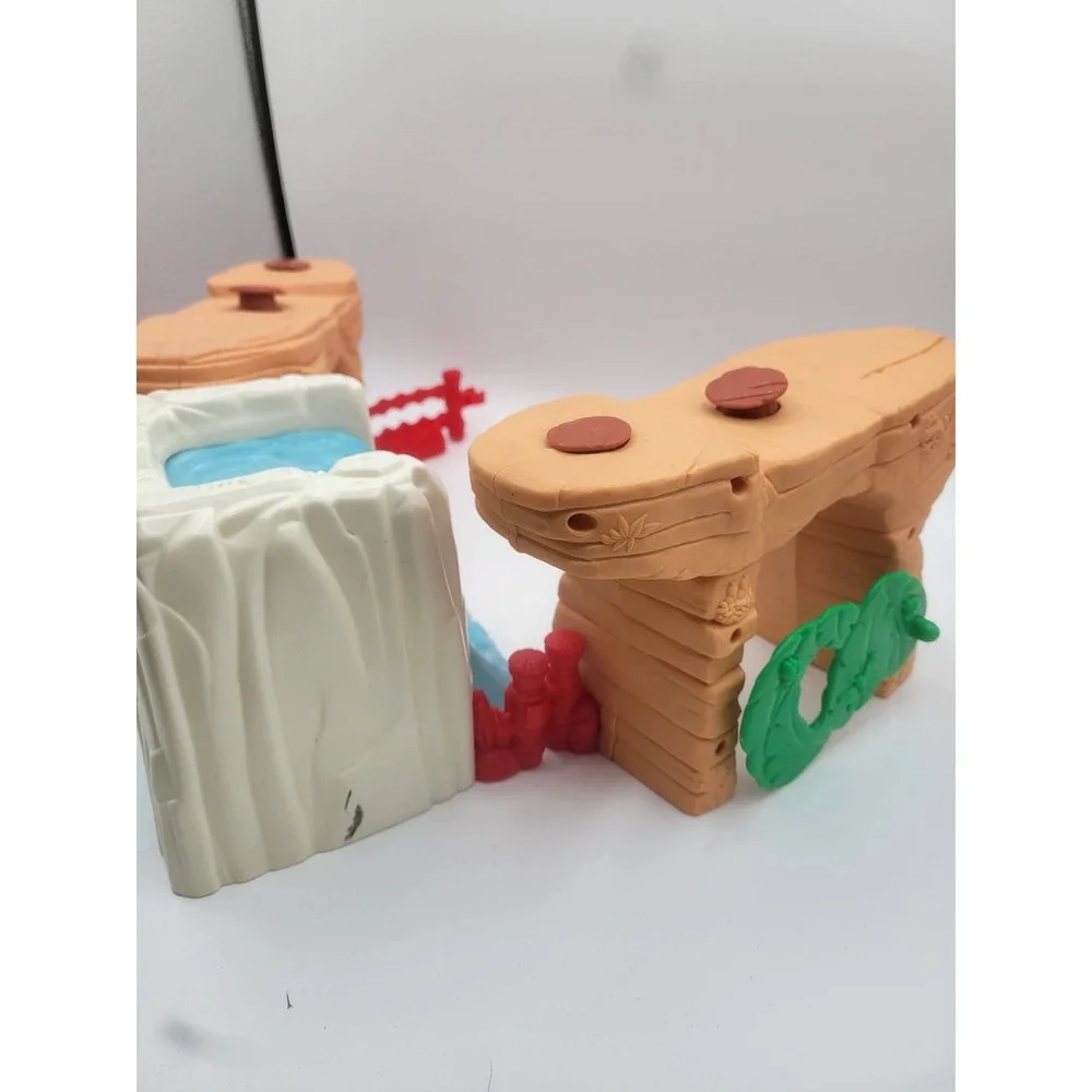 Fisher Price Little People Caveman Waterfall Rock Playset Pieces Tan Blue Red